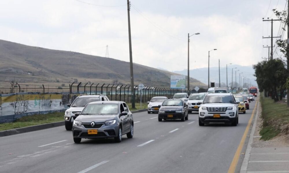 Llamado al Gobierno para que continúa de la construcción del cable aéreo que conectará a soacha y bogotá