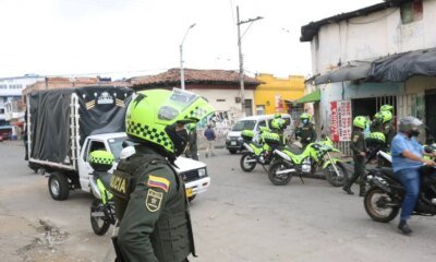 ¿CÓMO HA EVOLUCADO EL NÚMERO DE POLICÍAS EN CALI EN 10 AROS? Aumentó por el paro y la cop16, pero luego bajó