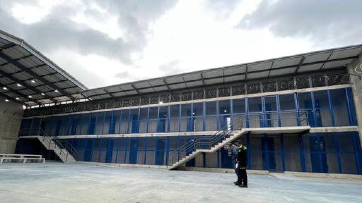 Supuestos Miembros del Clan del Golfo le Dieron 24 Horas para Irse