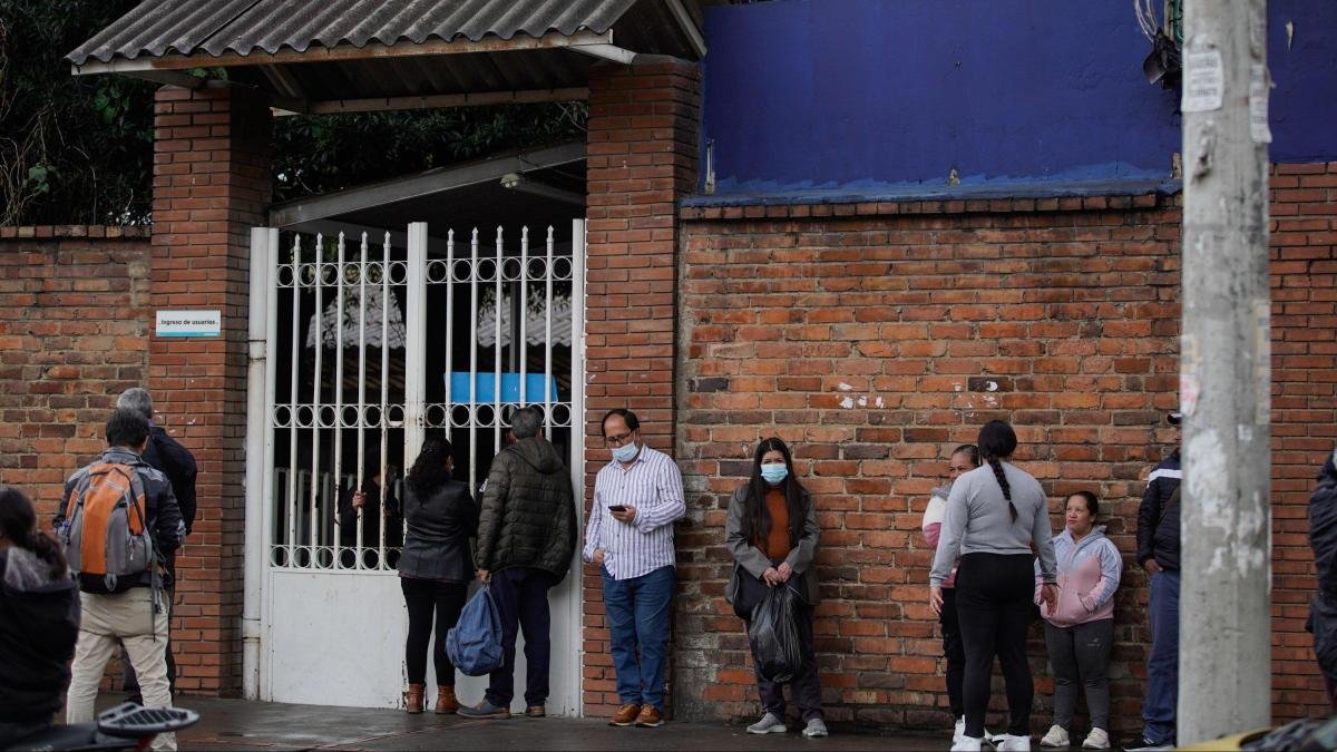Bogotá no Levanta la alerta Amarilla por Alta Ocupación En Uci y hospitalización