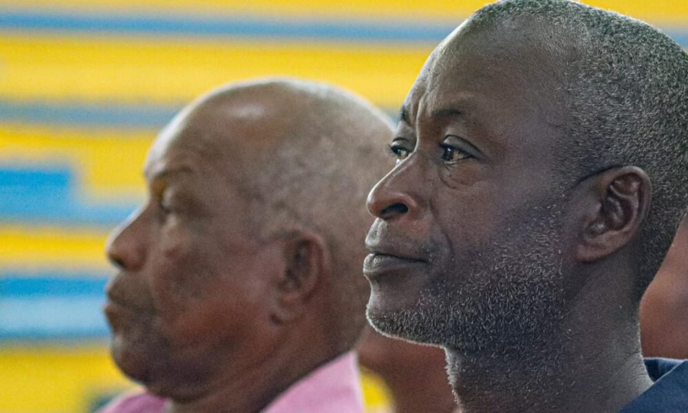 Duras Historias de Violencia y Los Rostros de Pescadores y Artesanos