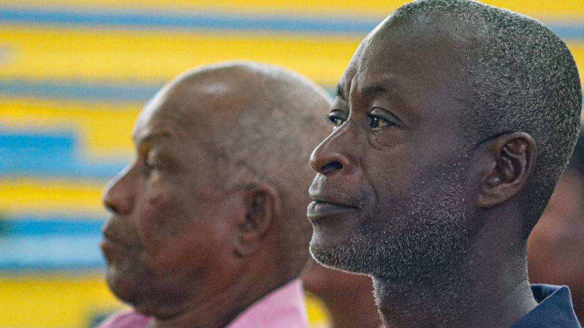 Duras Historias de Violencia y Los Rostros de Pescadores y Artesanos