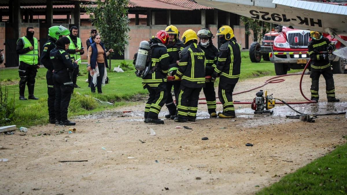Confirman Muerte de Joven de 29 Años que Iba en Avioneta que se accidentó en Cundinamarca; Identidad de los Heridos