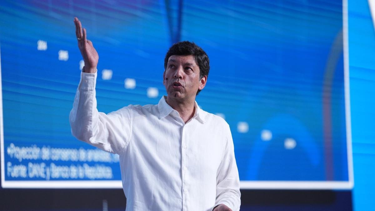 Convención Bancaria 59 | Banqueros alertan por déficit fiscal: "Podría llegar al 7,8 % del pib a cierre del 2025"