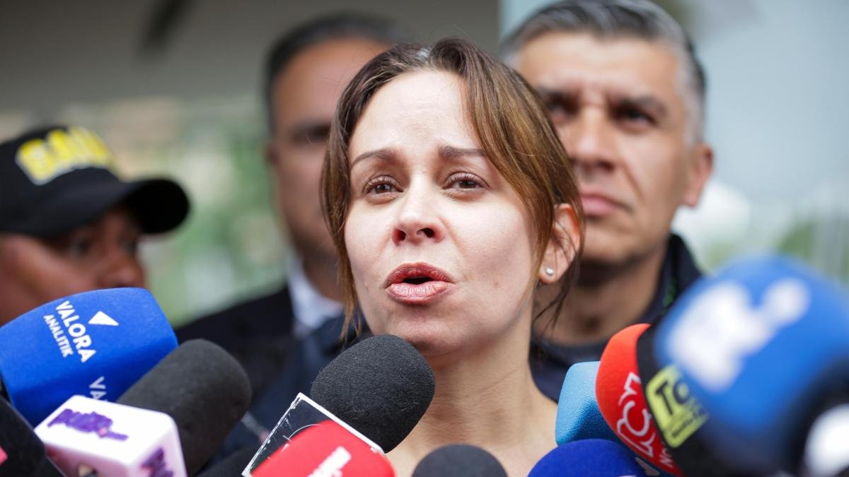 'Sigue Luchando Fuerta por Su Vida'