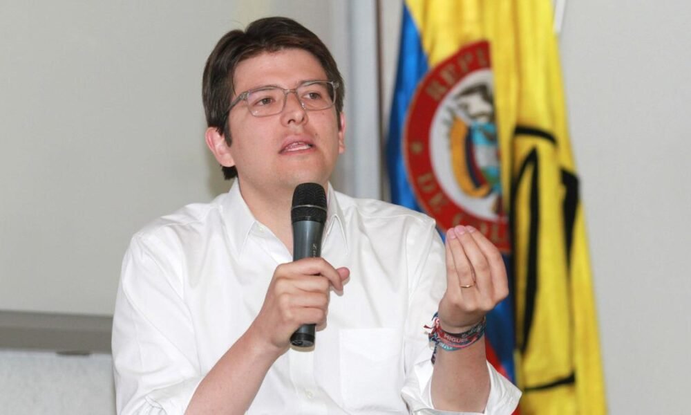 Fundación Santa Fe Dice Que 'Permanece en Estado crytico, pero estable'