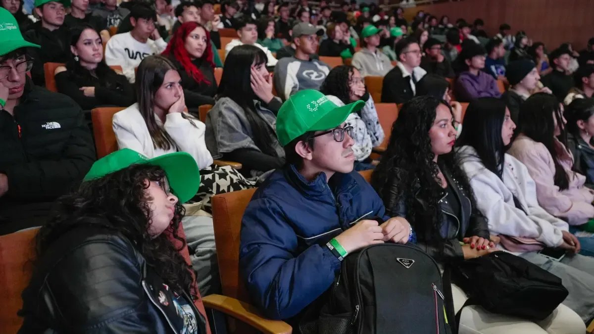 Jóvenes Enredados Con El Icetex Pueden Acceder A Línea de Crédito de Bogotá Para Continuar en Educación superior