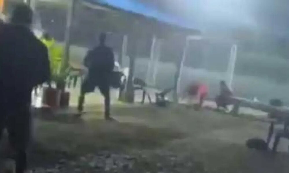 Dos Mujeres y Un Policía Quedaron Heridos, Tras Ataque Con Drones y Ráfagas de Fusil en El Norte del Cauca