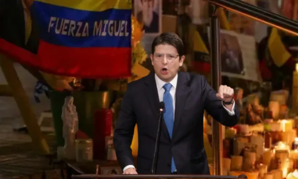 'Mantiene Condición de Máxima Gravedad'