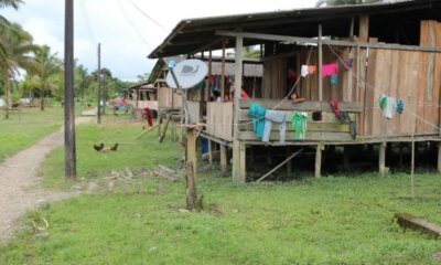 Este es el pueblo indígena al que solo se llega por ríos en valle que está confinado y Cercado por Grupos Armados
