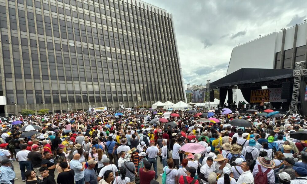 Así Está El Ambiente en la Alpujarra, en Medellín, por el Evento de Paz Urbana del Presidente Gustavo Petro