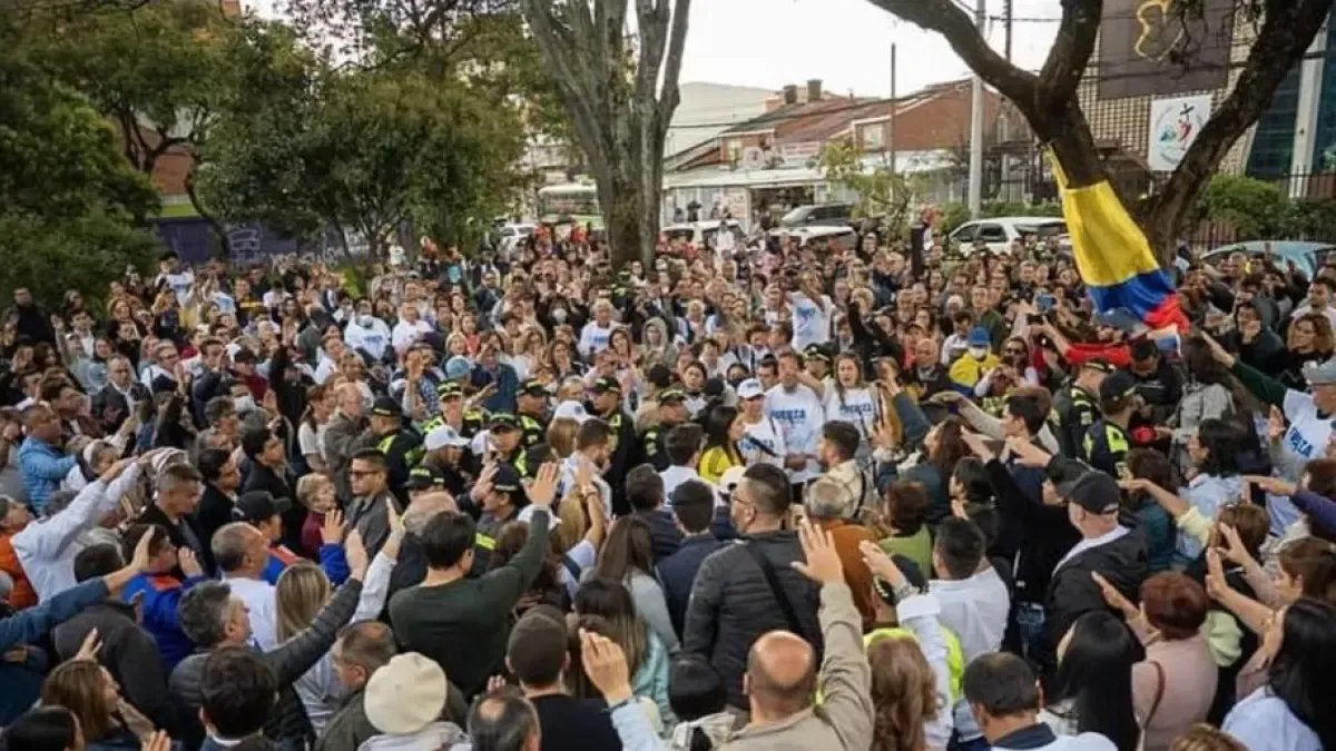 ¡Fuerza, Miguel! El Multitudinario Encuentro en El Parque El Golfito, Donde Le dispararon al Senador y Precandidato