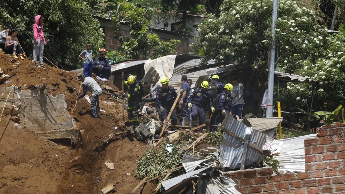 22 MUERTOS CONFORMADOS HASTA HORA TRAS RECUPERACIÓN DE CUERPOS ATRAPADOS