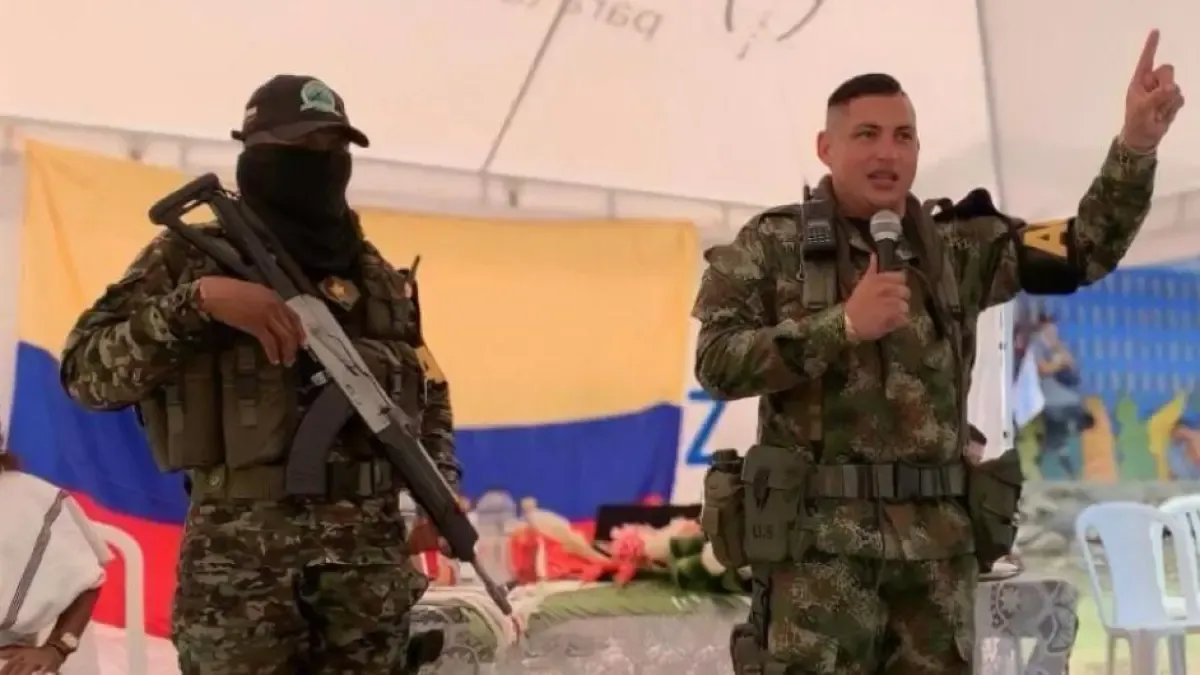 AUTODEFENSAS CONQUISTADORES DE LA SIERRA OFICIALIZAN SU VOCERO ANTE EL GOBIERNO NACORAL Y HACEN Nueva Solicitud