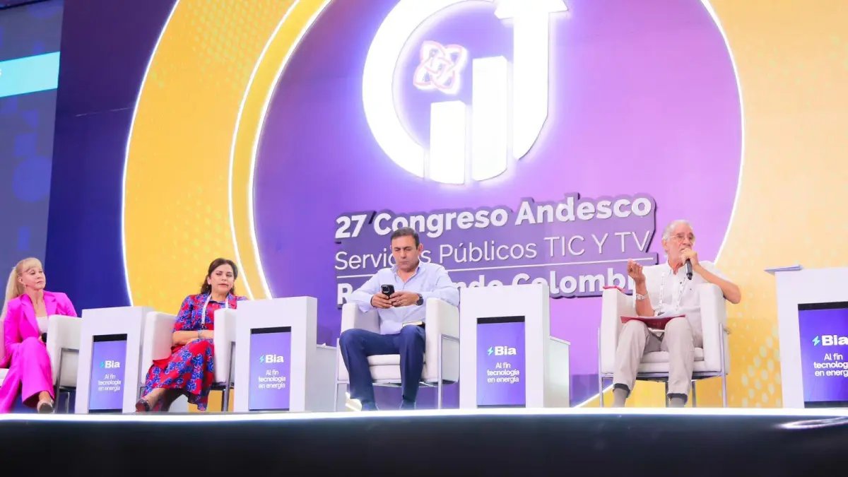 Gobernadores defienden Tasa de Seguridad; 'Gobierno no le Entrega Todas Las Capacidades a la Fuerza Pública'