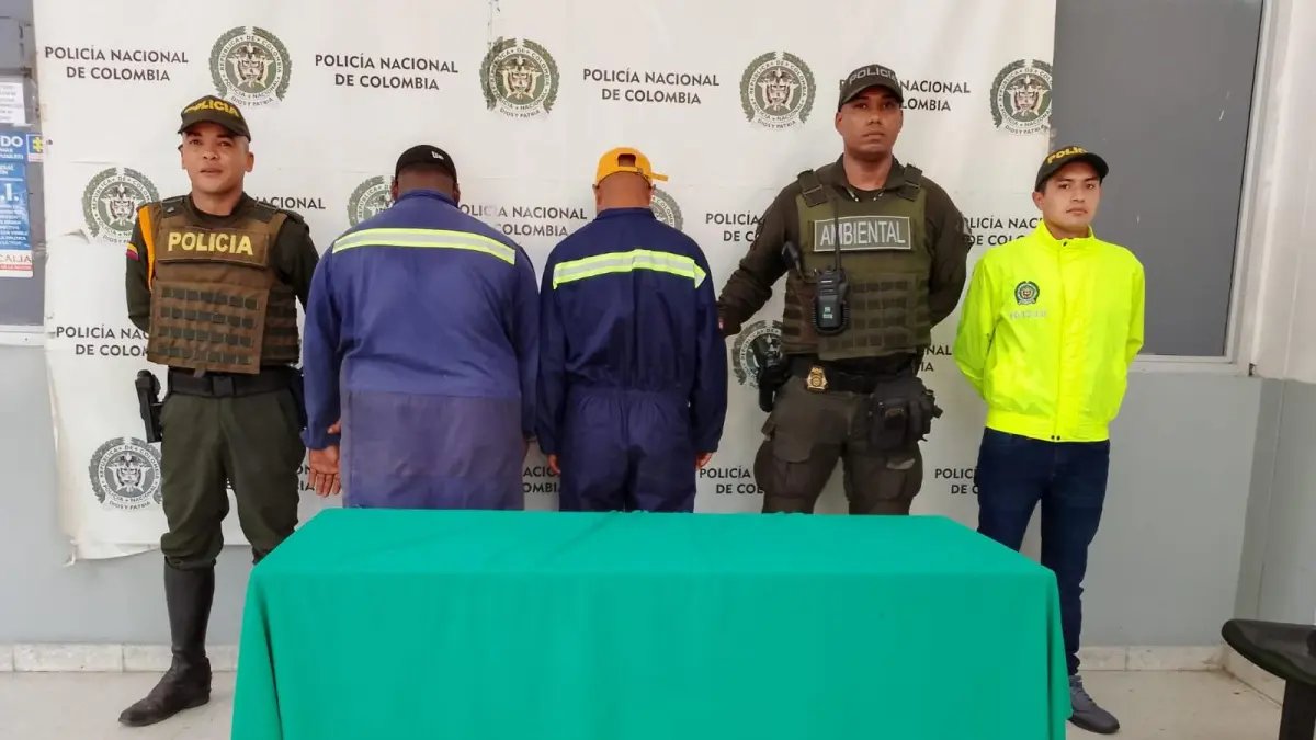 Vertía Lodo Contaminante en el Ecoparque Mallorquín; Dos Capturados por Grave Daño Ambiental