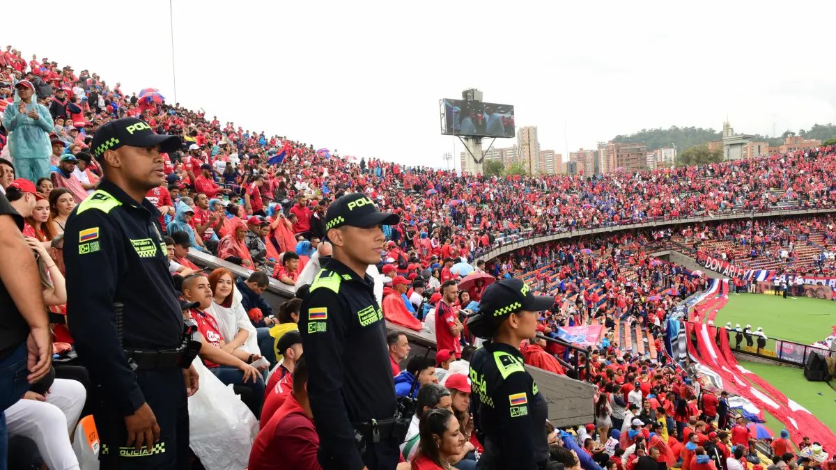 este es el la disposición de seguridad para el partido final