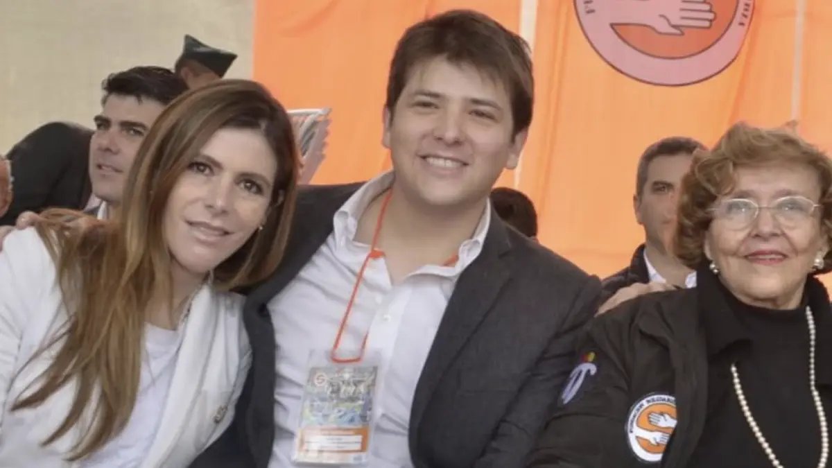 Familiares y Personalidades Despiden a la Abuela de Miguel Uribe Turbay