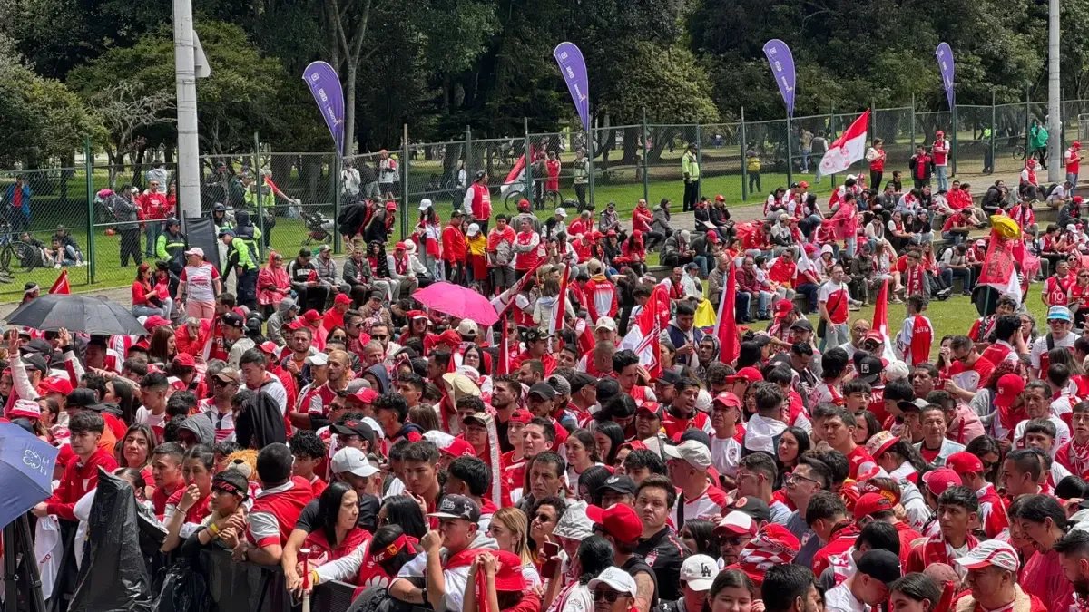 RECOMENDACIONES PARA LOS HINCHAS DE SANTA FE QUEVEL CELEBRARÁN LA DÍCIMA ESTRELLA EN EL PARQUE SIMON BOLÍVAR