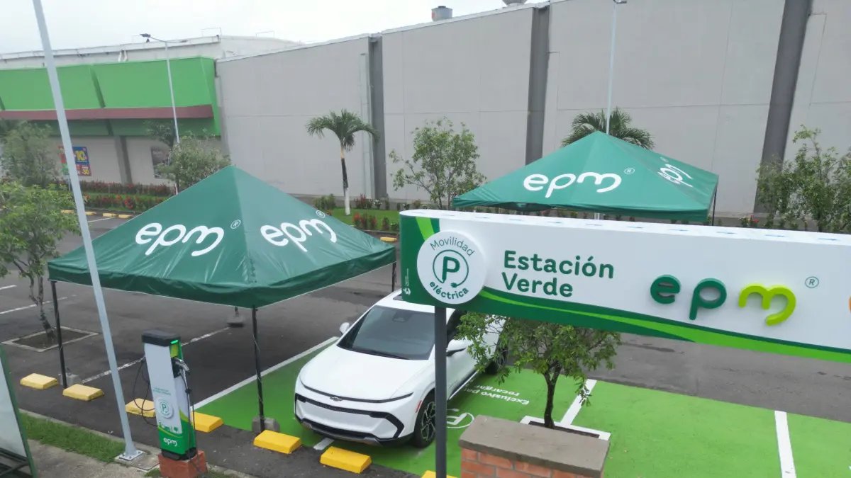 Epm Instala la Primera Estacia de Carga de Vehículos Eléctricos en Urabá