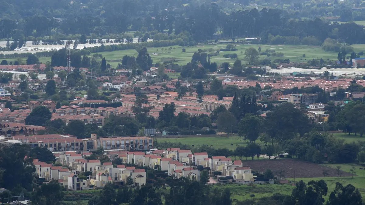 LAS Resoluciones Con las que los Ministerios de Agricultura y Ambiente Limitan la Autonomía de Municipios; Expertos advierten impactos en regiones