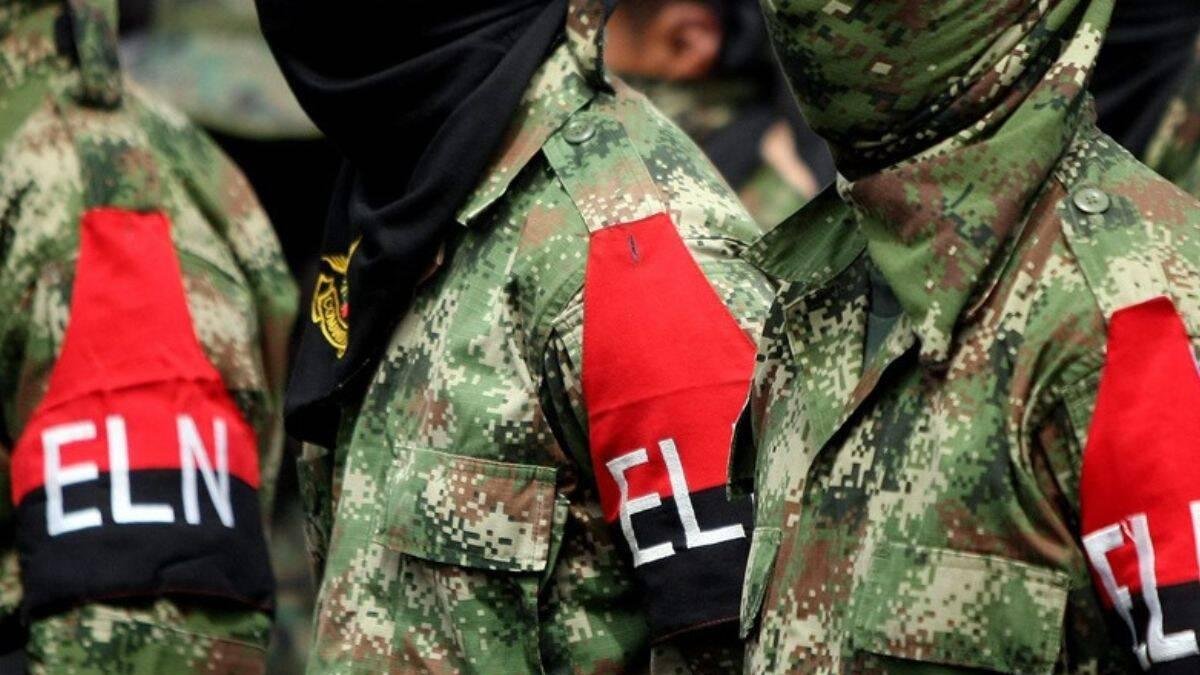 Viajaba al Colegio en una Moto