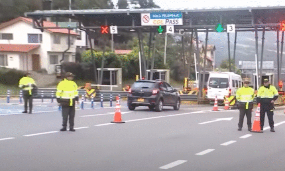 Cierre parcial en la vía bogotá