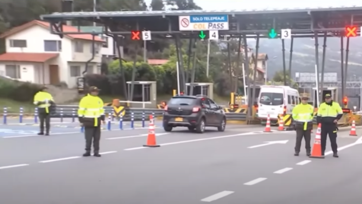 Cierre parcial en la vía bogotá