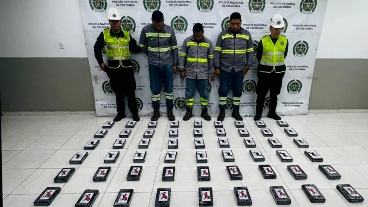 Tres Funcionarios Fueron Enviados a la Cárcel