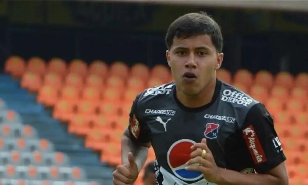 Exjugador del dim, Sebastián Macías, Fue Capturado en Estados Unidos por Agresión Conta un Socorrista y Vandalismo