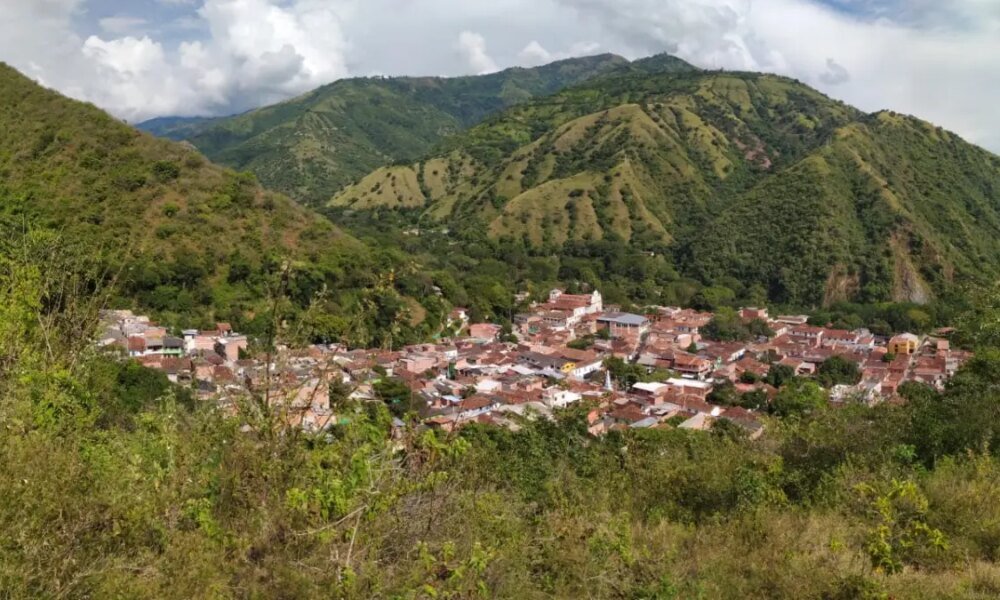 El Destino Escondido del Occidenté Antioqueño que conquista con sus Paisajes y Tradiciónis A Las Familias y Viajeros