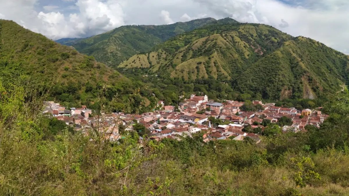 El Destino Escondido del Occidenté Antioqueño que conquista con sus Paisajes y Tradiciónis A Las Familias y Viajeros