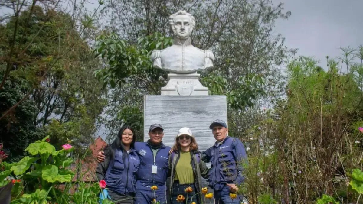 Una Restauración Milimétrica para el General O'Leary en el Parque Gernika en Bogotá