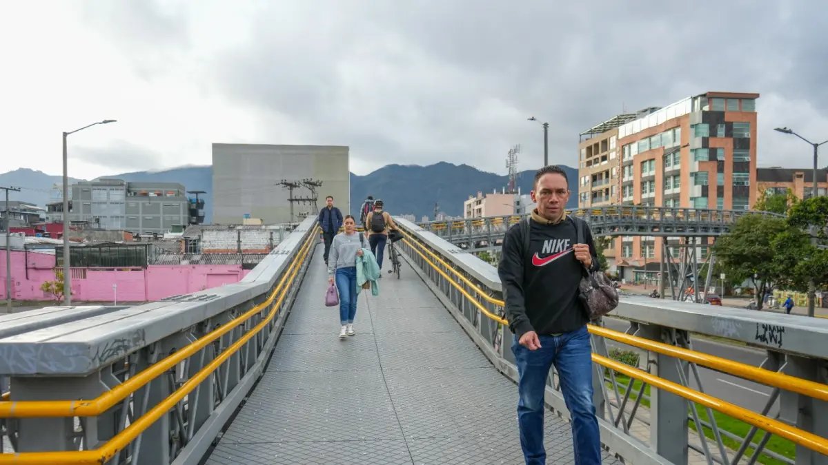 Idu reemplaza pisos metálicos por material resistente al