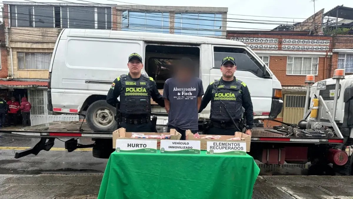 Cae Presunto Ladrón que Hurtó Vehículo Con Carnes A Plena Luz del Día en Engativá, en Bogotá