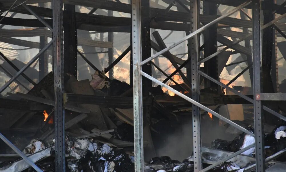 Voraz Incendio en Bodega Calcinó Documentos de la Gobernacia del Valle Desde 1957: ESTO ES LO QUE SE SABE