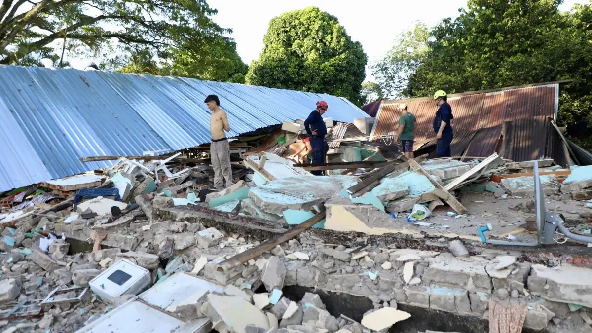 Más de 100.000 MILLONES DE PESOS COSTARÁ LA RECONSTRUCCIÓN DE ZONAS DEVASTADAS POR SISMO EN PARATEBUENO Y MEDINA