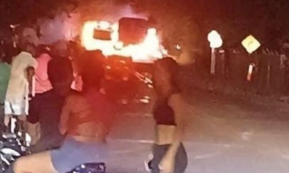 Carro Bomba en Vía Panamericana