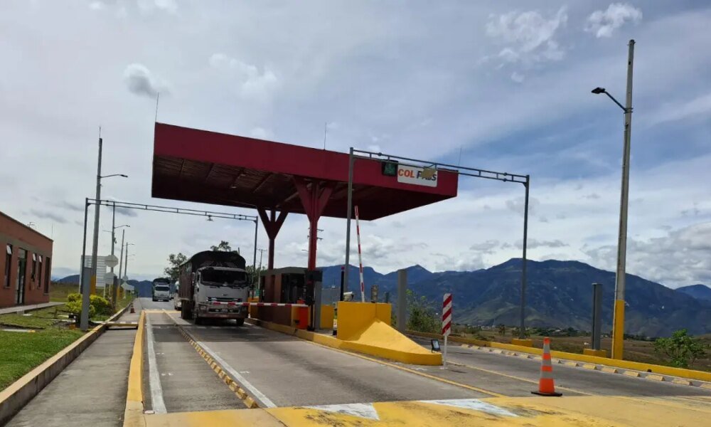 'COBRAN PEJES, PERO HAY MUY MUYOS HUECOS'