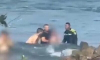 Agente de Policía Arriesgó Su Vida Al Lanzarse Al Mar Para Rescatar A Un Padre y Su Hija en El Chocó