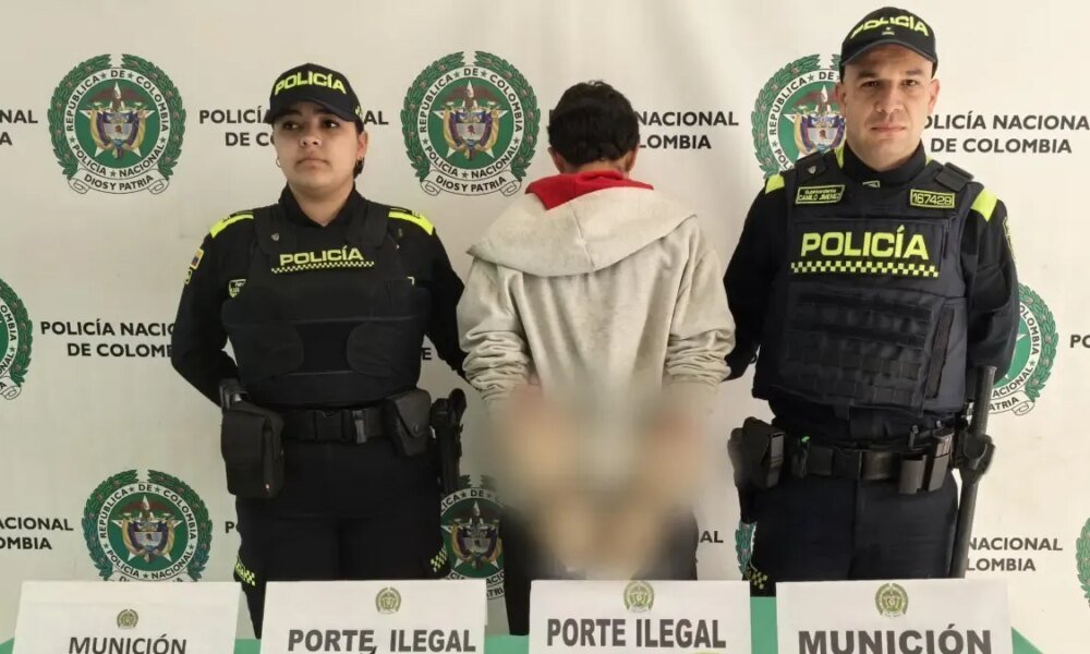 Aprehendido con ARMA de FUEGO Y MUNICIÓN