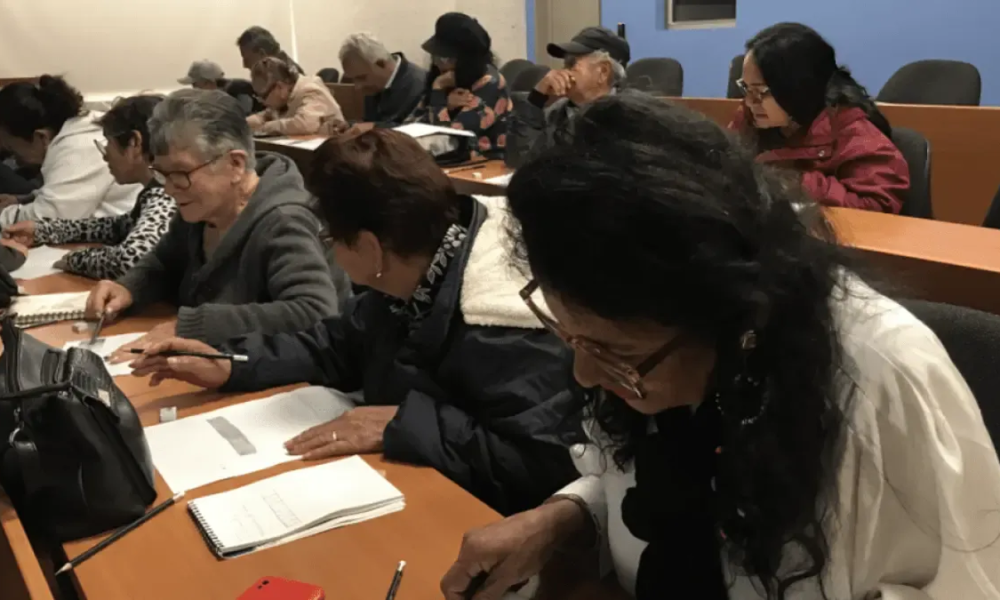 Personas Hasta 45 Años de Edad Pueden Aplicar A UNA Beca Para Estudiar Posgrados en Cundinamarca