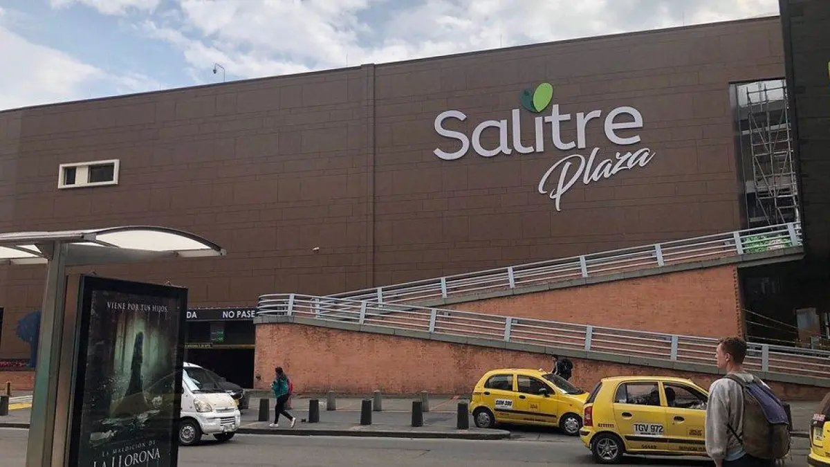 Centro Comercial Salitre Plaza de Bogotá Manifiesta Inquietud Por Reubicación de Indímenes Emberá en Fontibón