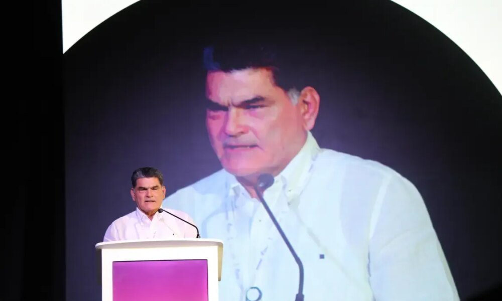 Procurador General Alerta por Crisis de Pasaportes y Llama a la Unidad en Cierre del Foro Ocde en Barranquilla