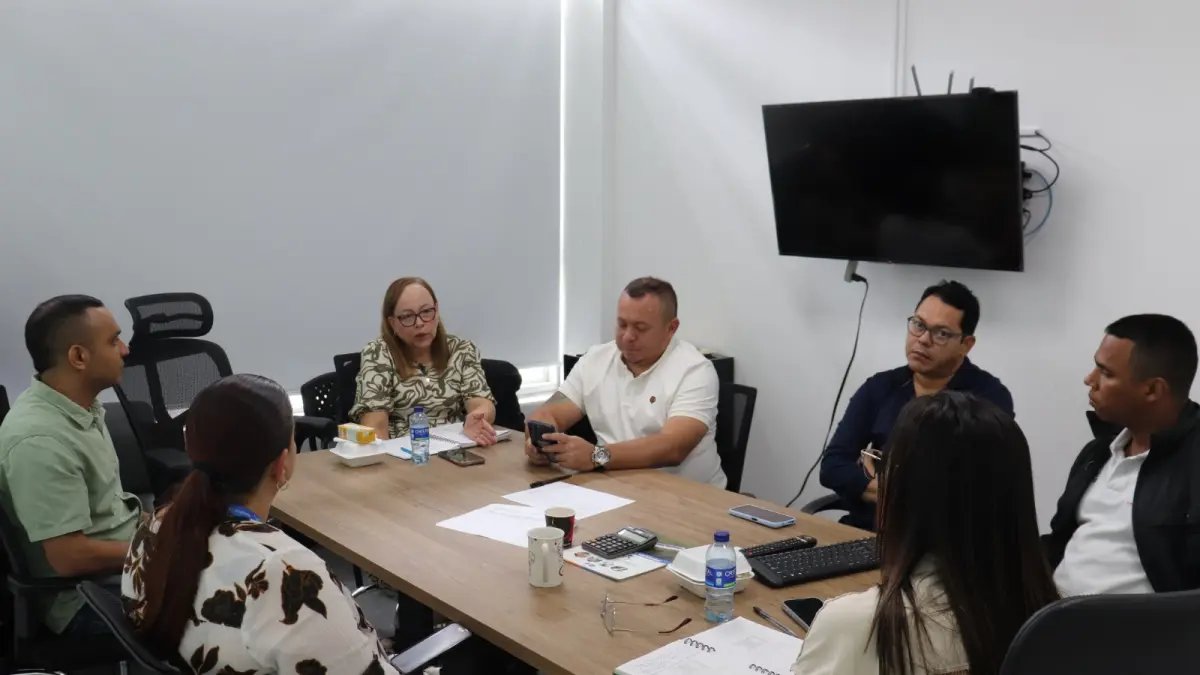 'Millonaria Deuda de Eps Pone en Riesgo la Atención A Enfermos de Bajo Cauca, Sur de Córdoba y Sur de Bolívar'