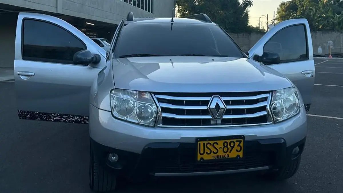 Más de 30 Personas Denuncian Robo de Vehículos de Concesionario