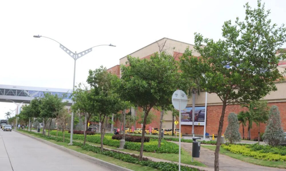 Balacera por intento de Atraco en El Bulevar de Buenavista Dejó dos Heridos y Pánico Entre Transeúntes del Norte de Barranquilla