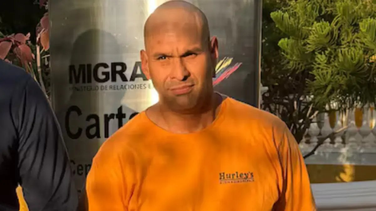 Tras Causar Destrozos en el Aeropuerto de Cartagena, Ciudadano Estadounidense Sigue Varado: Ninguna Aerolínea Acepta Repatriarlo