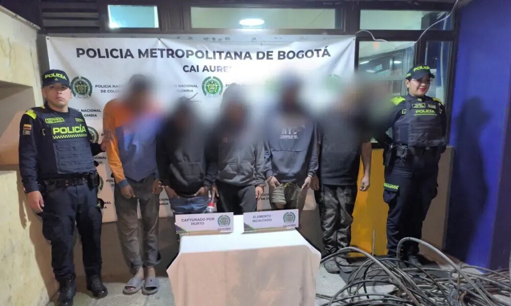 Caen Cinco Extranjeros por Millonario Robo de Fibra Óptica en Suba