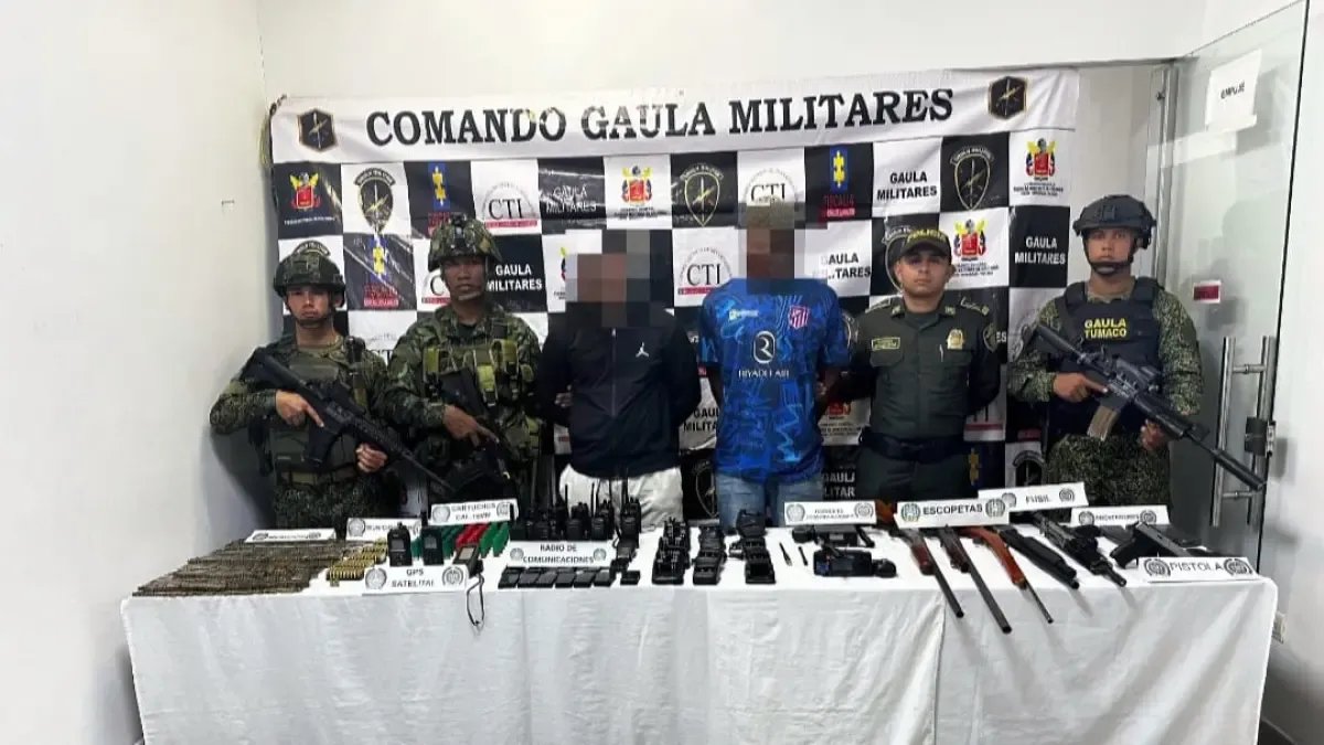Armada Capturó A Dos Hombres